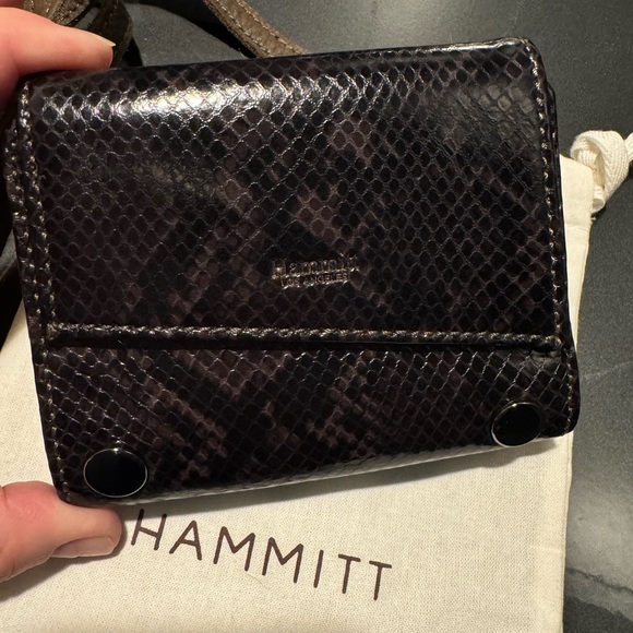 Hammitt Small Levy Crossbody Wallet Adjustable Strap Leather Olivine Snake - Picture 2 of 11